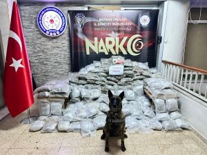 Batman'da 120 kilo SKUNK maddesi ele geçirildi