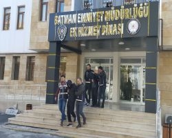 Batman'da hırsızlık yaptıkları iddiasıyla 2 kişi tutuklandı